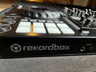 Pioneer DDJ 800 + Funda protectora