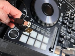 Pioneer DDJ 800 + Funda protectora