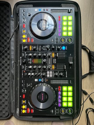 Pioneer DDJ 800 + Funda protectora