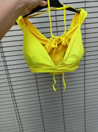 Bikini amarillo Talla L