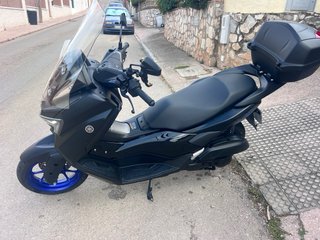 Yamaha NMAX 125 2025 - 8000 km