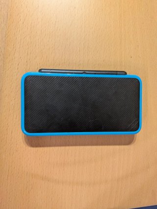 Nintendo 2DS XL Negra y Azul