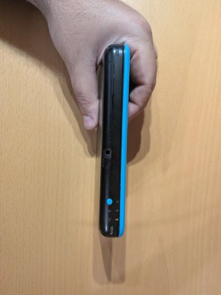 Nintendo 2DS XL Negra y Azul
