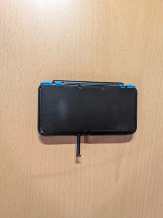 Nintendo 2DS XL Negra y Azul