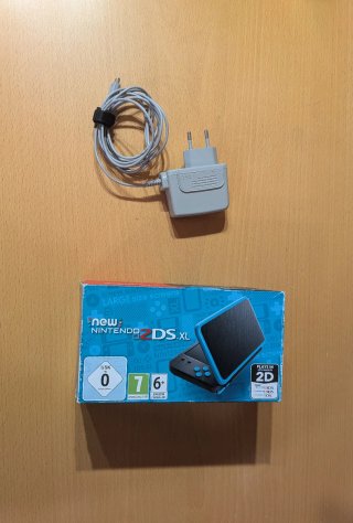 Nintendo 2DS XL Negra y Azul