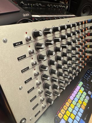 Vermona DRM1 MKIV Sintetizador Analógico