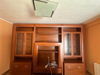 Mueble de salón madera y cristal