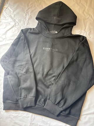 Sudadera Essentials Negra Talla M