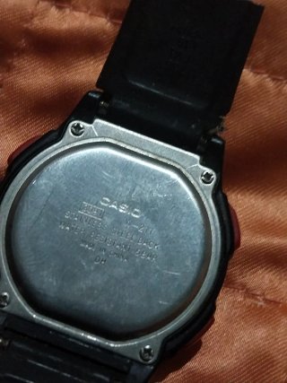 Reloj Casio Plata y Rojo