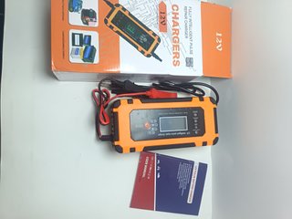 Caricabatterie 12V Auto-Conversion