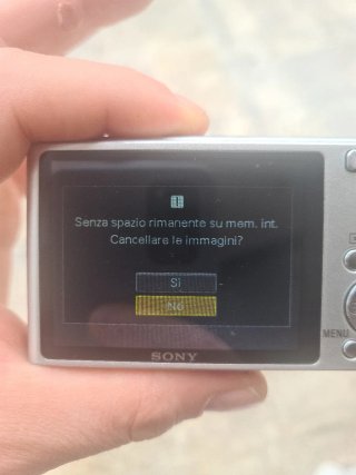 Fotocamera Sony Cyber-shot DSC-W320
