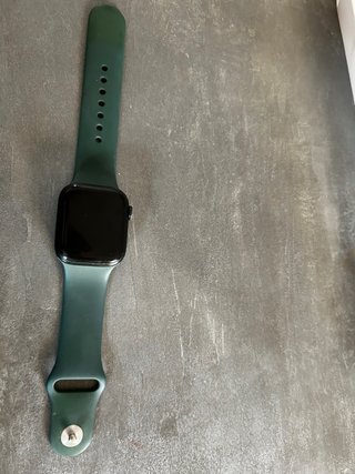 Apple Watch Series 7 41mm GPS + Celular Verde