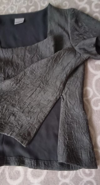 Top Casademont gris talla 46