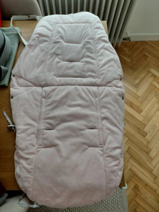 Saco para silla de bebé rosa