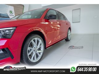 AÑADIDOS LATERALES PARA SKODA SCALA 2019--