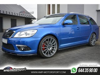 AÑADIDOS LATERALES PARA SKODA OCTAVIA RS MK2 2005-2007