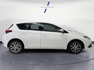 Toyota Auris 1.2 120T Active (Business Plus)