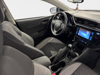 Toyota Auris 1.2 120T Active (Business Plus)