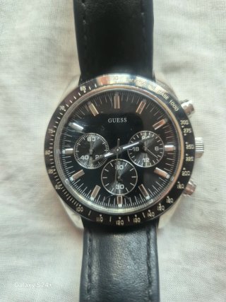 Reloj Guess Negro y Plateado