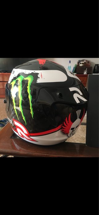 Casco HJC JORGE LORENZO CARBONO