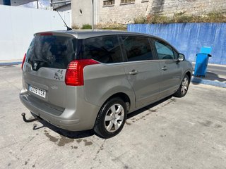 Peugeot 5008 2010
