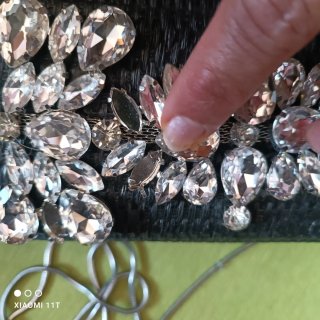 Bolso de fiesta con pedrería