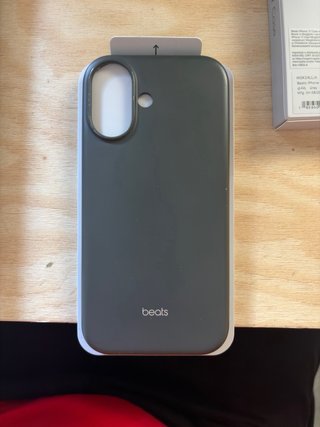 Funda Beats iPhone 17 MagSafe gris