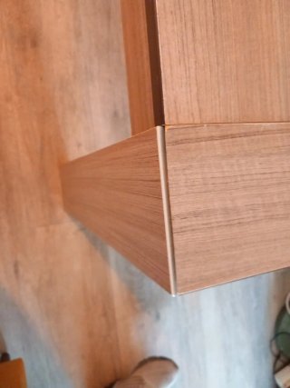 Mesa comedor madera roble oscuro .necesita encolar