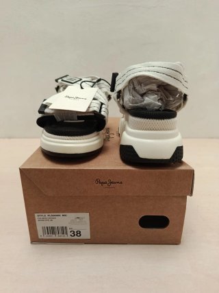 Sandalias Pepe Jeans Blancas y Negras N 38 NUEVAS