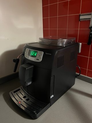 Cafetera Saeco Intelia Superautomática