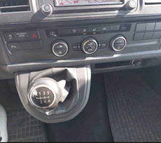 Volkswagen Caravelle 2016