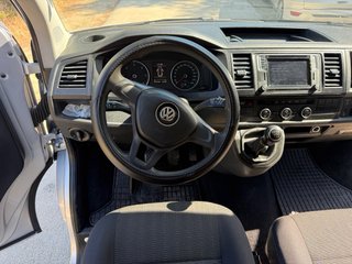 Volkswagen 9 plazas Caravelle Base Larga 2.0 TDI