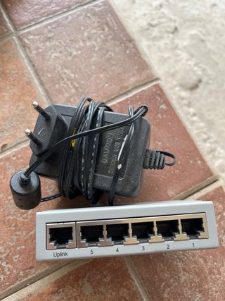 Allied Telesyn AT-FS705LE Switch Ethernet