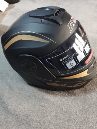 Casco de moto modular con doble visor TSS