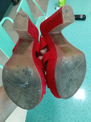 Sandalias de tacón rojas