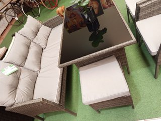 Conjunto Terraza Ratán Mesa Cristal