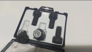 Tornillos Antirrobo Mercedes Benz A001 990 1607