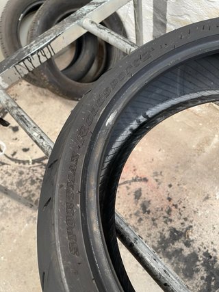 1x 180/55 ZR17 73W Dunlop RoadSport2