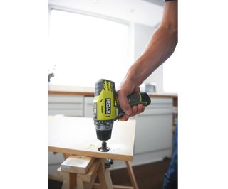 Taladro atornillador Ryobi 12V 30Nm con 2 baterías