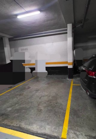 Parcela de garaje