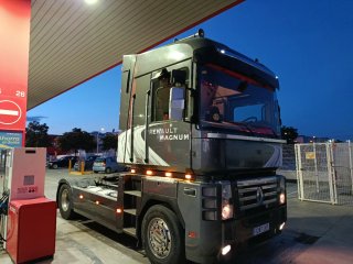 Renault Trucks Magnum  2009