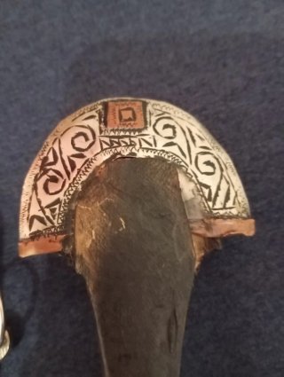 Antiguo abrecartas árabe decorado