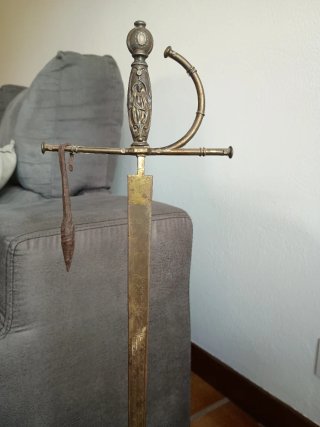 Espada decorativa