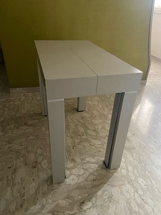 Tavolo allungabile con 5 tavole in tutto arr.3m