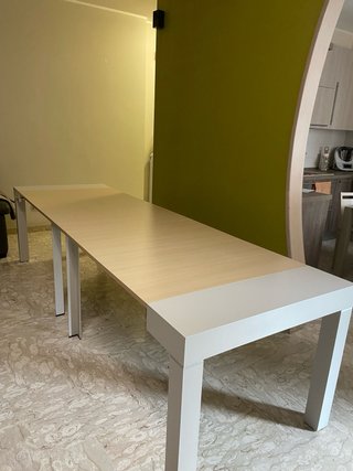 Tavolo allungabile con 5 tavole in tutto arr.3m