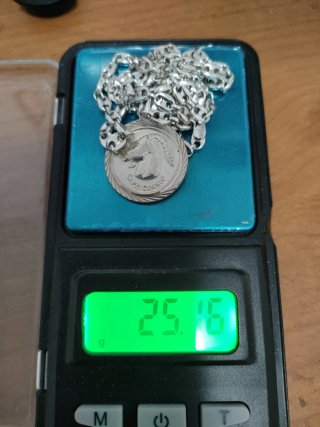 Cadena y colgante de plata ley maciza