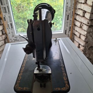 Máquina de coser Singer antigua