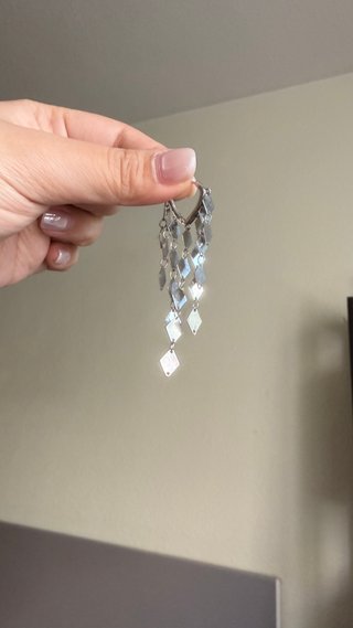 Pendientes largos flecos lentejuelas plata