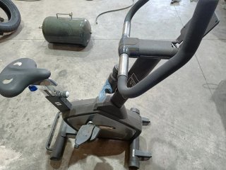 Bicicleta Estática BH LK Series