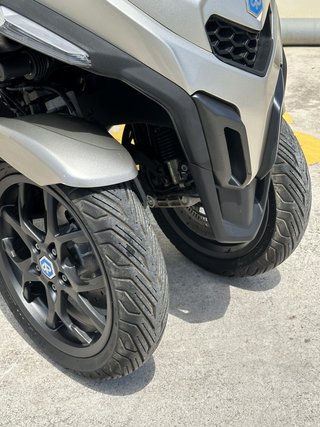 Piaggio MP3 400 HPE 2023